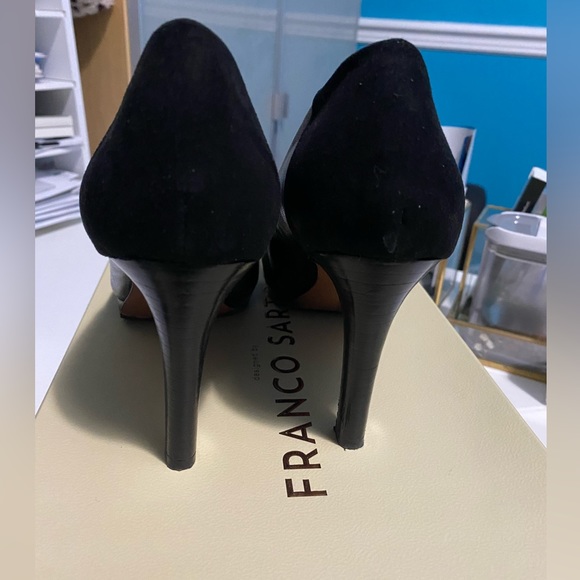 Franco Sarto Black Leather and Suede Heels - Picture 3 of 4